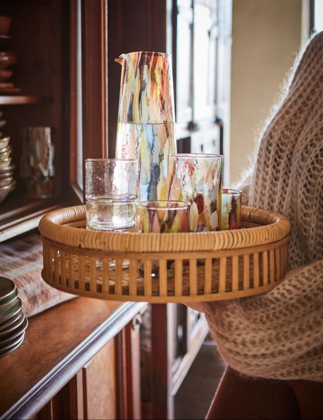 Kolekce Harold mi tak trochu připomíná letošní podzim, barevný, nápaditý plný překvapení. Každá sklenice je jiná,...