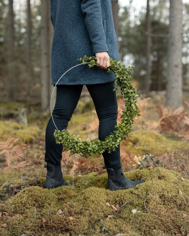 Kovové kruhy na tvoření věnců jsou momentálně skladem ve třech velikostech. Nechte své fantazii otevřené dveře a připravte...